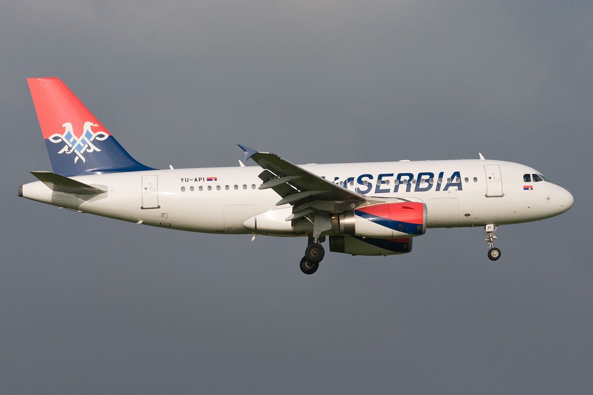 YU-API Air Serbia Airbus A319-100