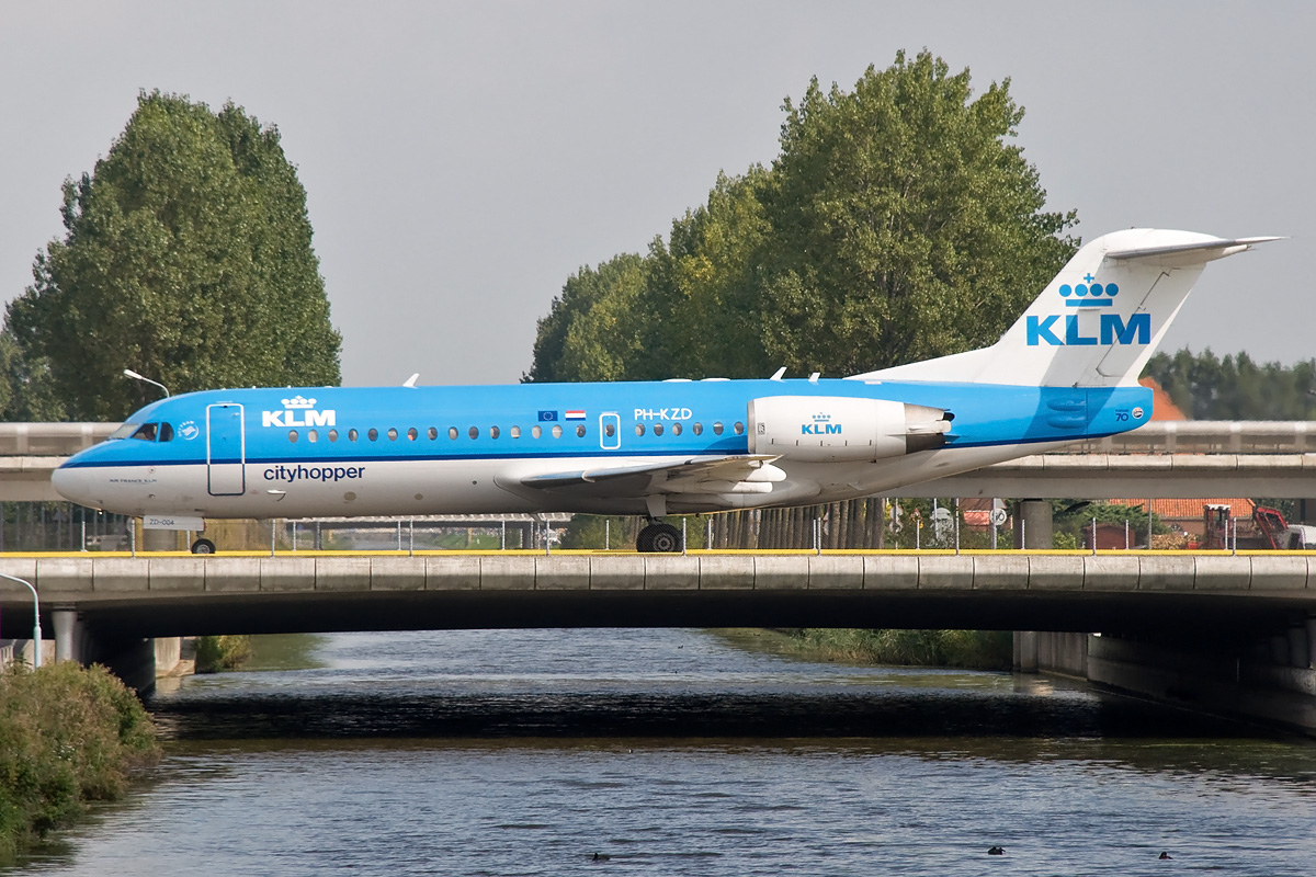 PH-KZD KLM cityhopper Fokker F70