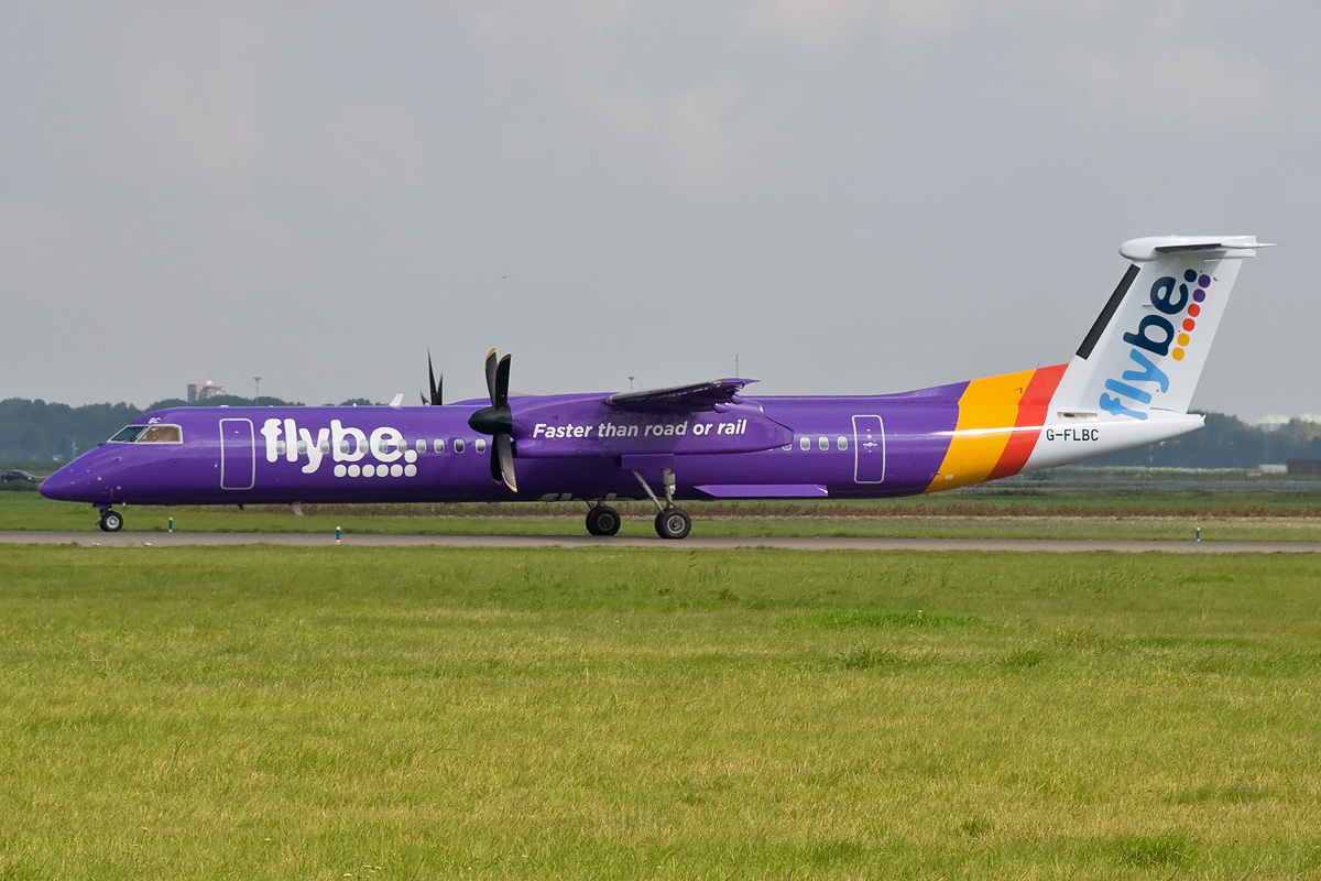 G-FLBC flybe De Havilland Canada DHC-8-400Q