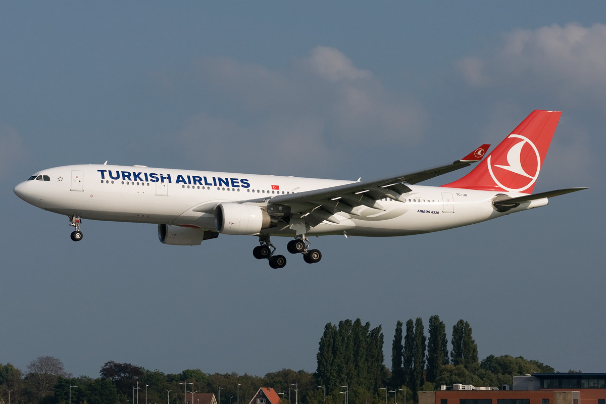 TC-JIR Turkish Airlines Airbus A330-300