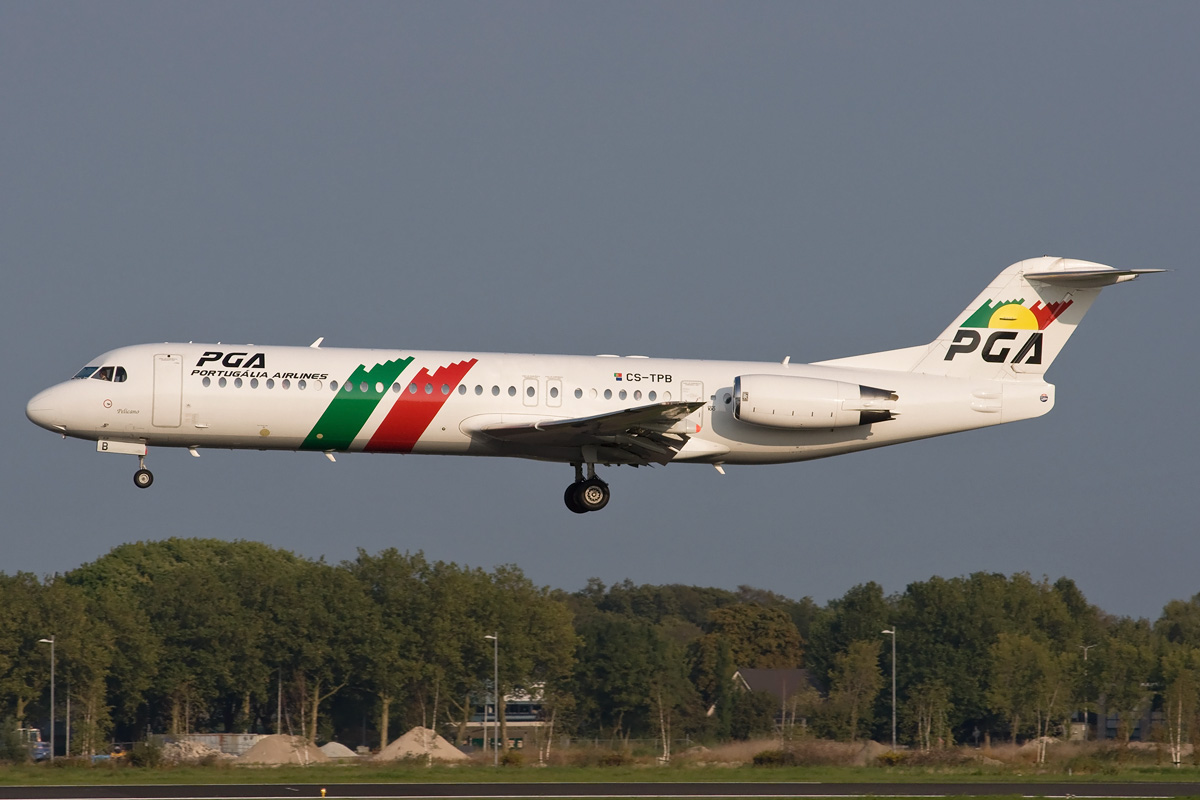 CS-TPB Portugalia Airlines (PGA) Fokker F-100