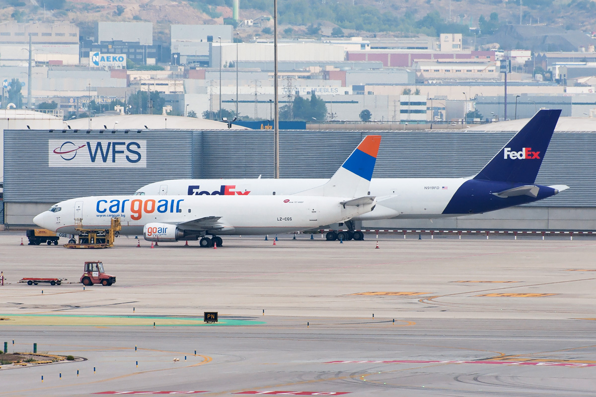 EC-CGS Cargoair Boeing 737-400(SF)