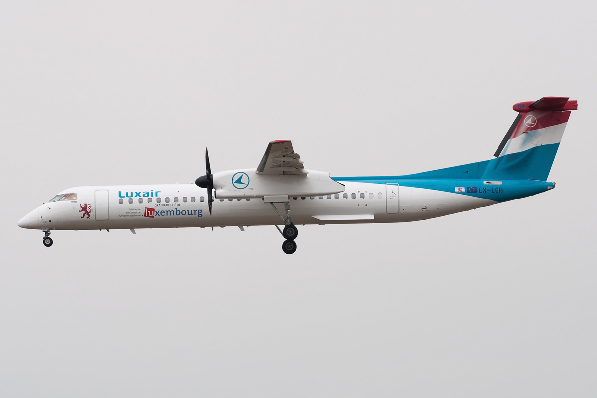 LX-LGH Luxaur De Havilland Canada (Bombardier) DHC-8-400Q