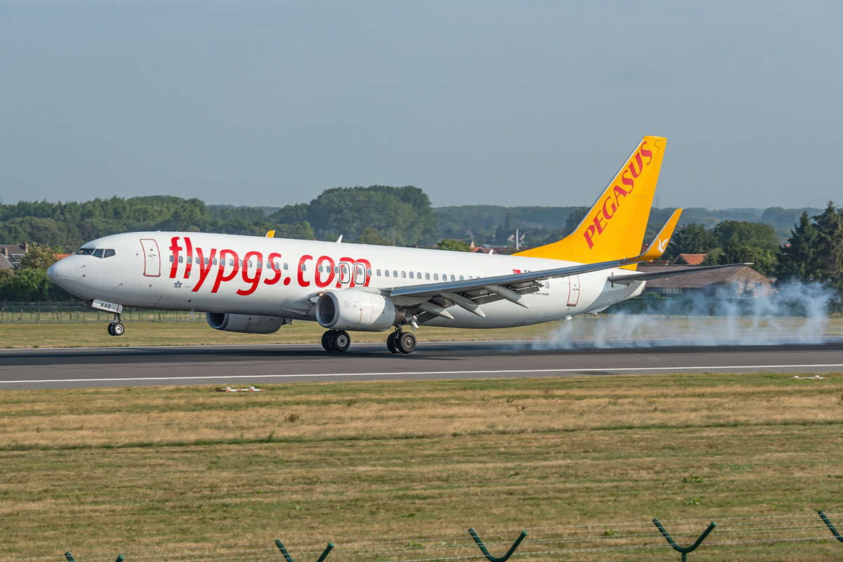 TC-AAO Pegasus Airlines Boeing 737-800