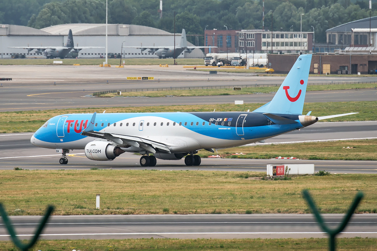 OO-JEM TUI Airlines Belgium Embraer ERJ-190