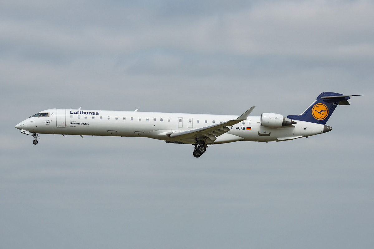 D-ACKB Lufthansa (CityLine) Canadair Regional Jet CRJ-900