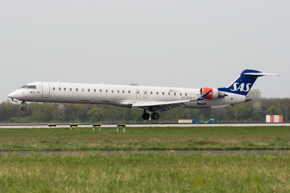 OY-KFB Scandinavian Airlines (SAS) Canadair Regional Jet CRJ900