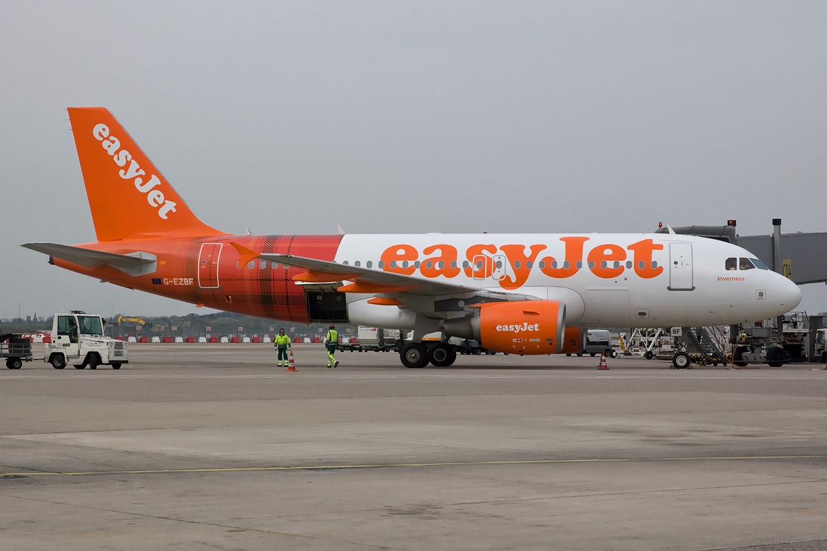 G-EZBF EasyJet Airbus A319-100