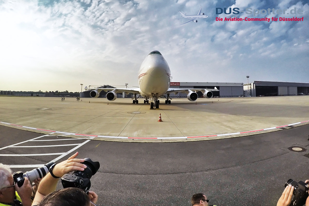 A6-MMM United Arab Emirates Boeing 747-400