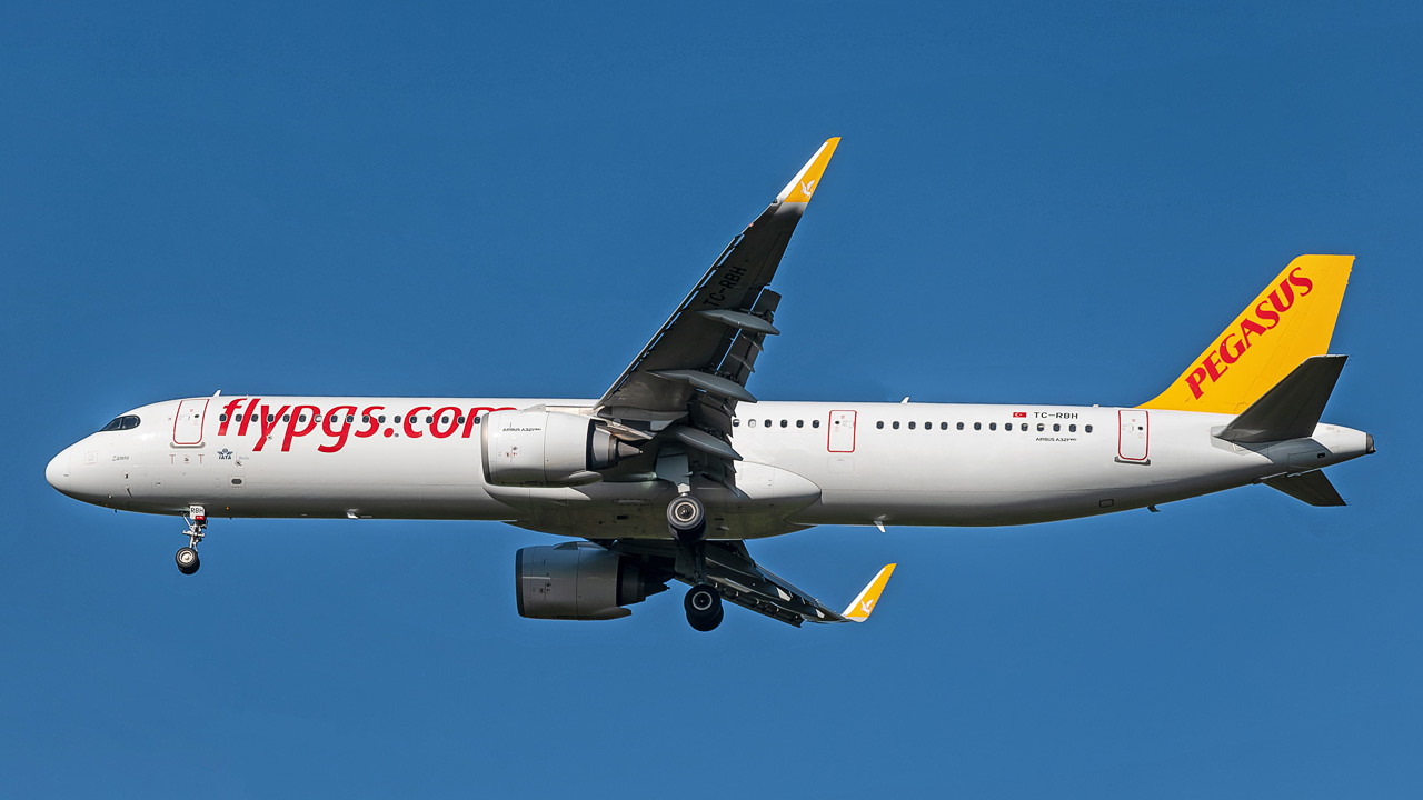 TC-RBH Pegasus Airlines Airbus A321-200neo