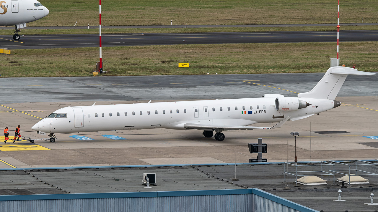 EI-FPB CityJet Canadair CRJ900