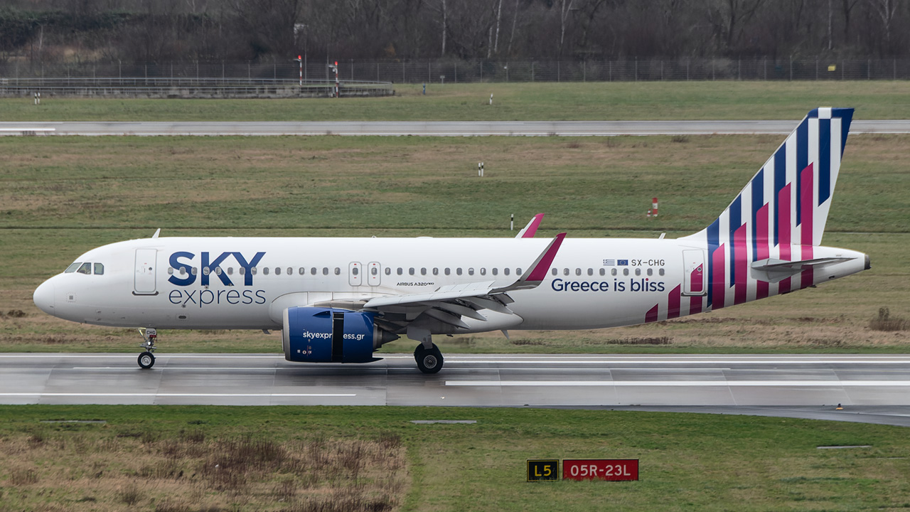 SX-CHG Sky Express Airbus A320-200neo