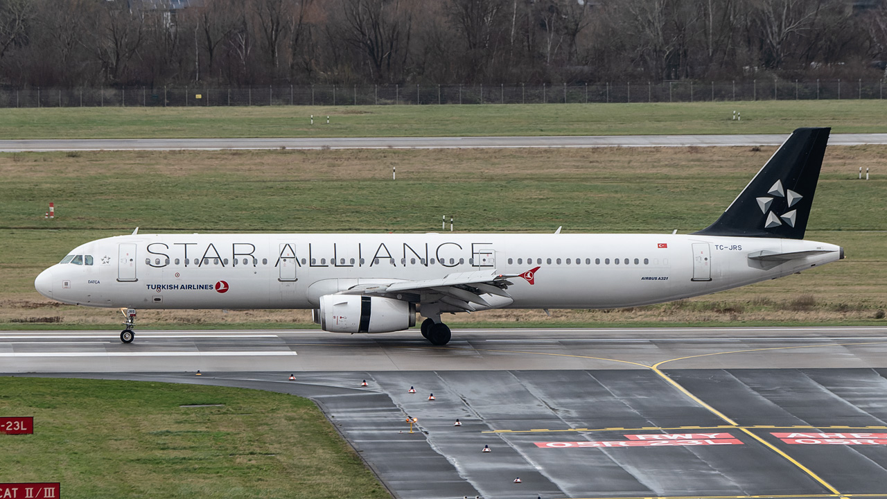 TC-JRS Turkish Airlines Airbus A321-200