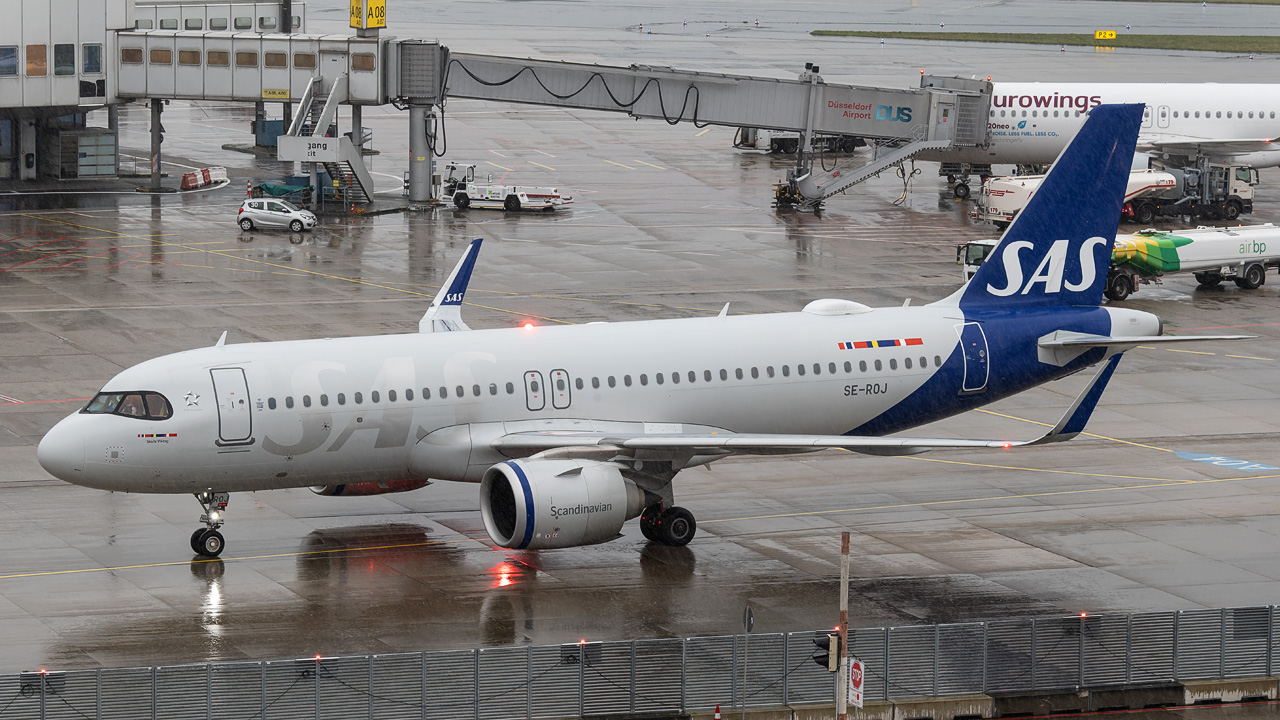 SE-ROJ Scandinavian Airlines (SAS) Airbus A320-200neo