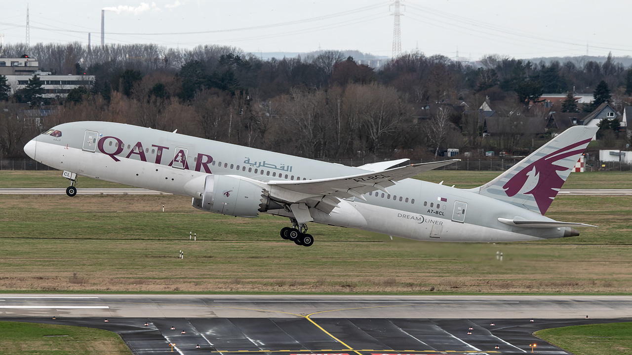 A7-BCL Qatar Airways Boeing 787-8 Dreamliner