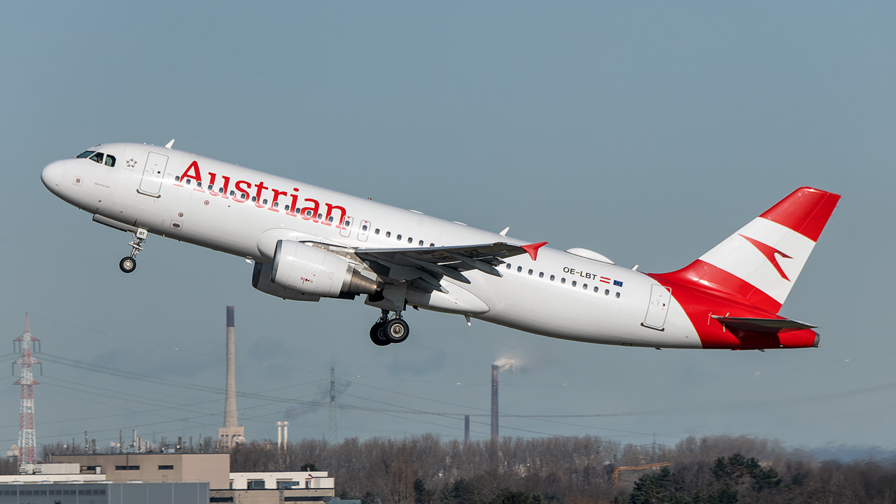 OE-LBT Austrian Airlines Airbus A320-200