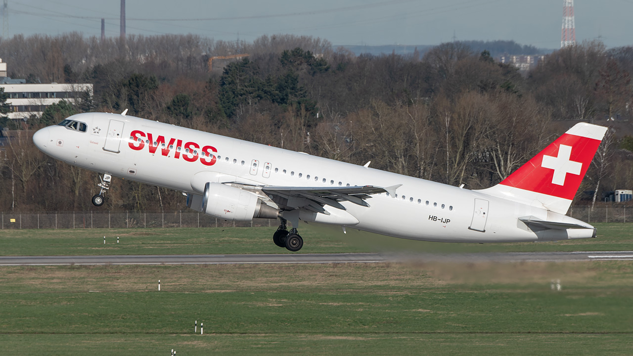 HB-IJP Swiss Airbus A320-200