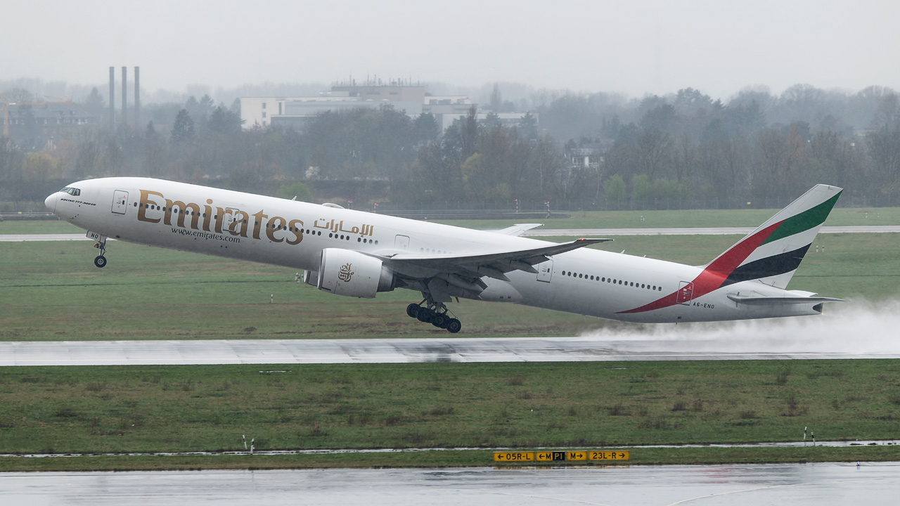 A6-ENO Emirates Boeing 777-300(ER)