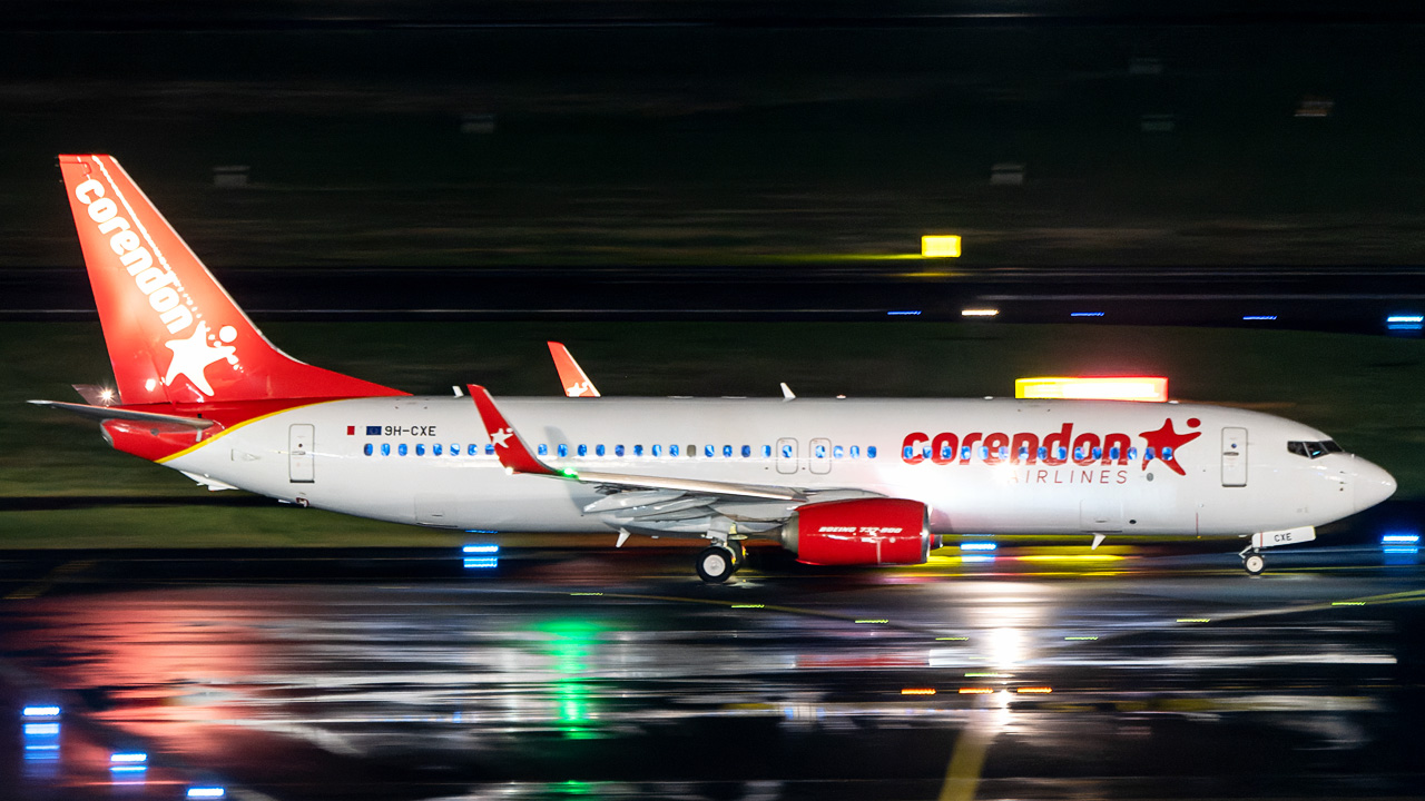 9H-CXE Corendon Airlines Europe Boeing 737-800