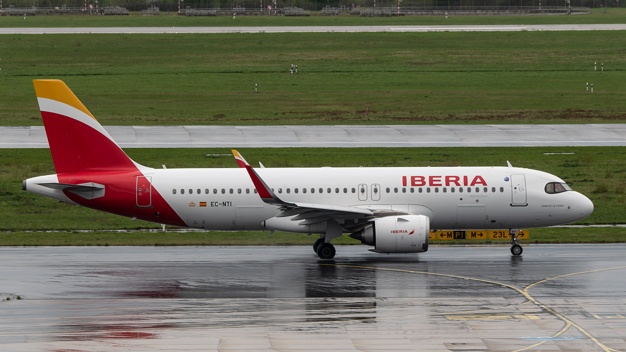 EC-NTI Iberia Airbus A320-200neo