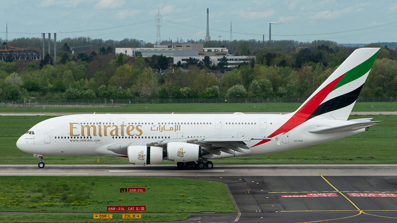 A6-EVB Emirates Airbus A380-800