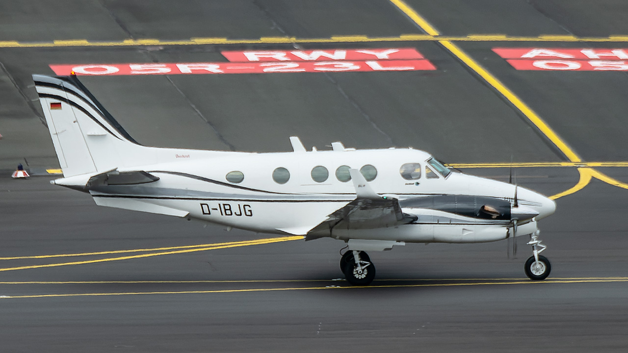 D-IBJG Beechcraft C90B King Air