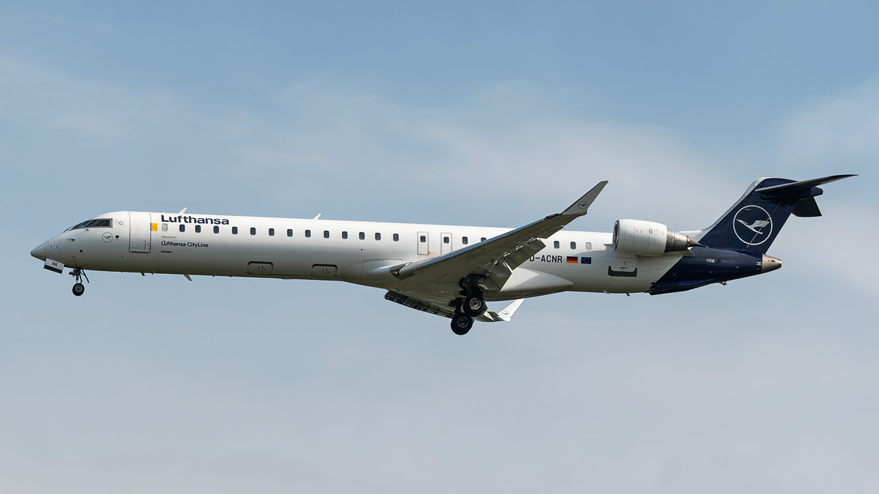 D-ACNR Lufthansa Regional (CityLine) Canadair CRJ-900