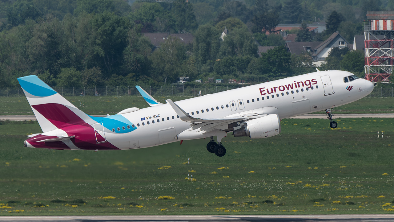 9H-EWC Eurowings Europe Malta Airbus A320-200/S