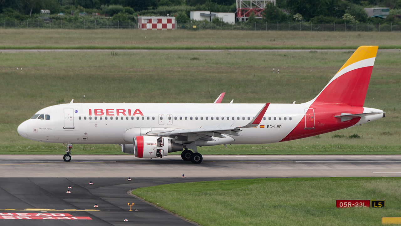 EC-LVD Iberia Airbus A320-200