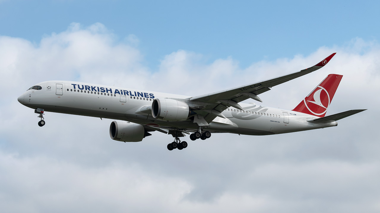 TC-LGM Turkish Airlines Airbus A350-900