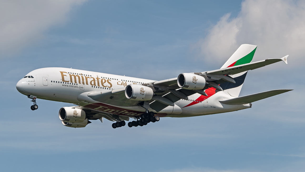A6-EVB Emirates Airbus A380-800