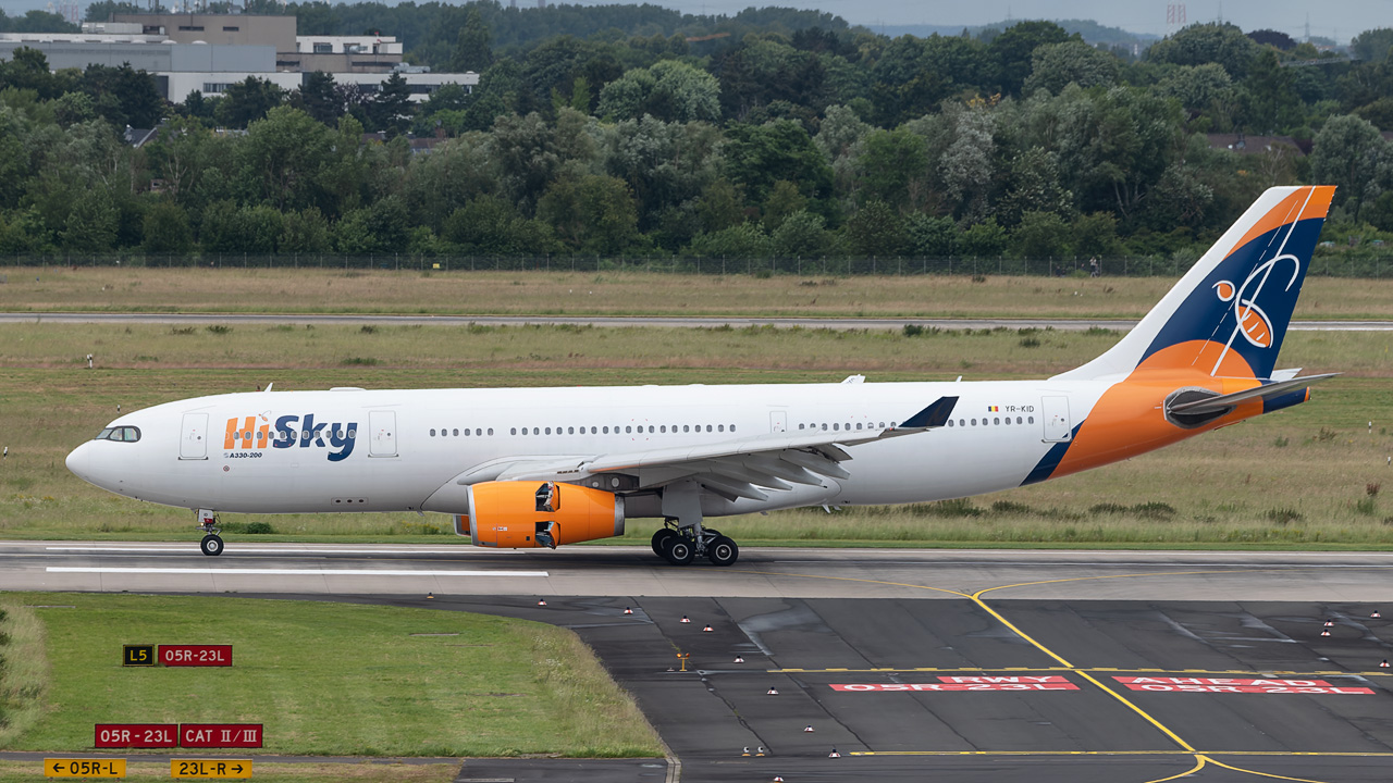 YR-KID HiSky Europe Airbus A330-200