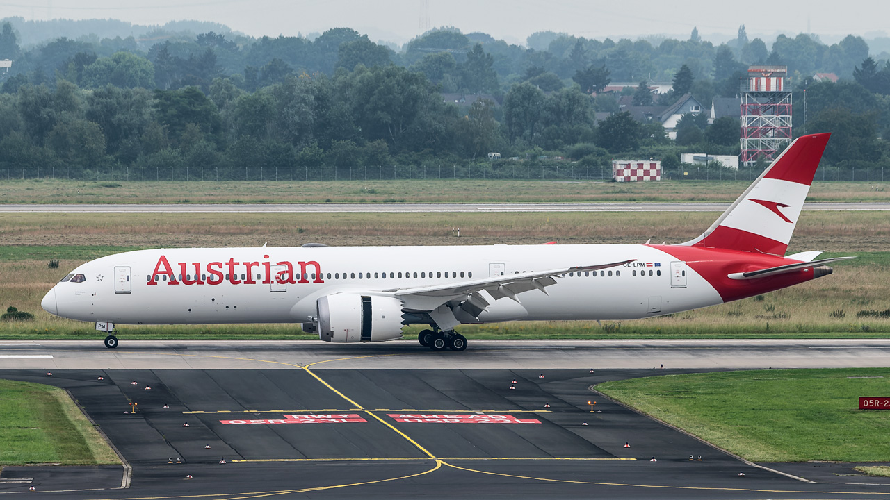 OE-LPM Austrian Airlines Boeing 787-9 Dreamliner