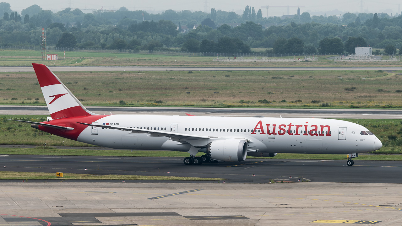 OE-LPM Austrian Airlines Boeing 787-9 Dreamliner