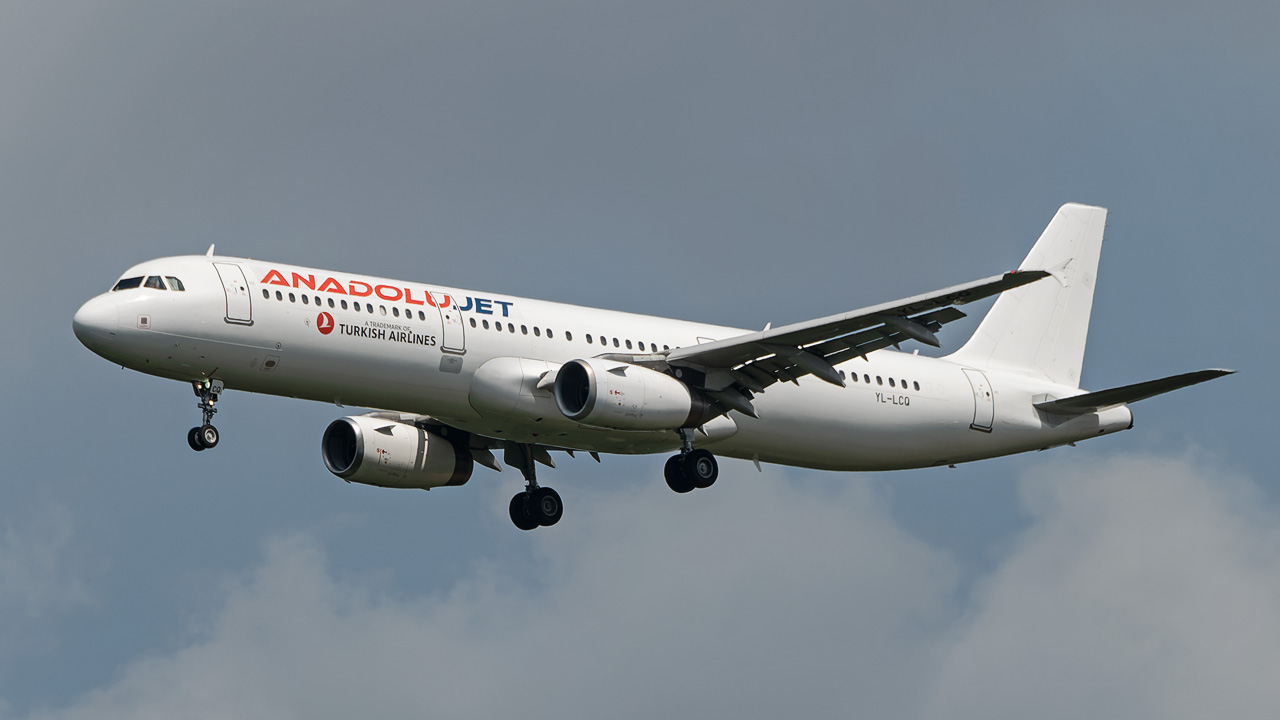 YL-LCQ AJet Airbus A321-200