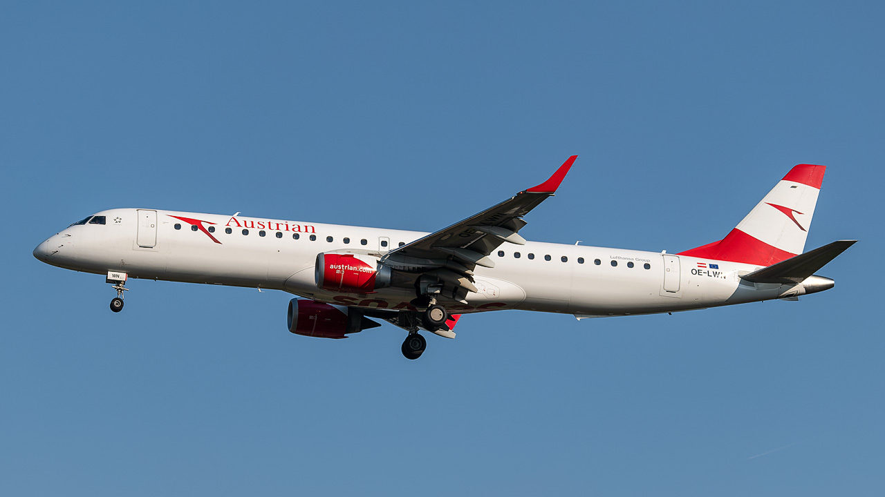 OE-LWN Austrian Airlines Embraer ERJ-195