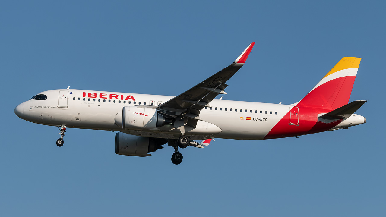 EC-NTQ Iberia Airbus A320-200neo