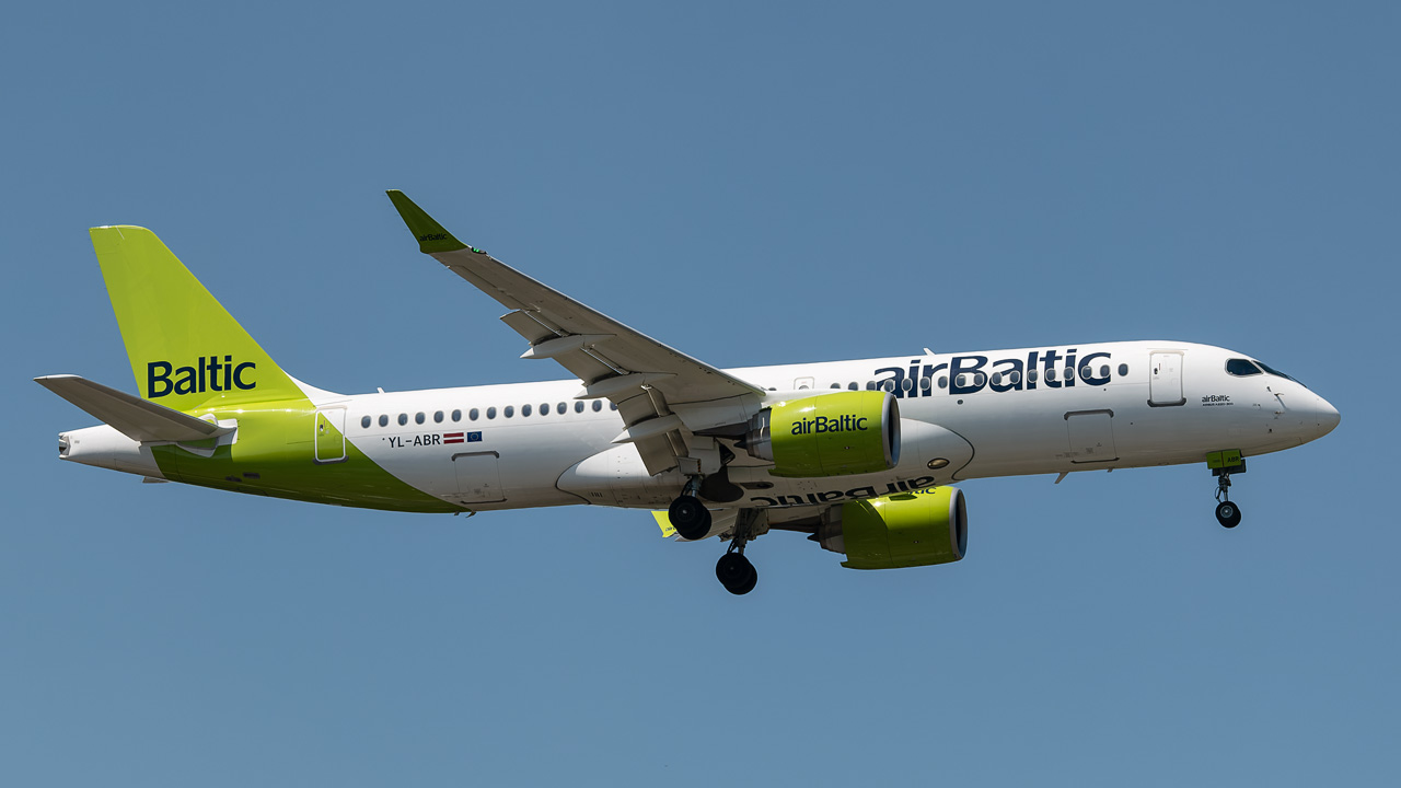 YL-ABR airBaltic Airbus A220-300