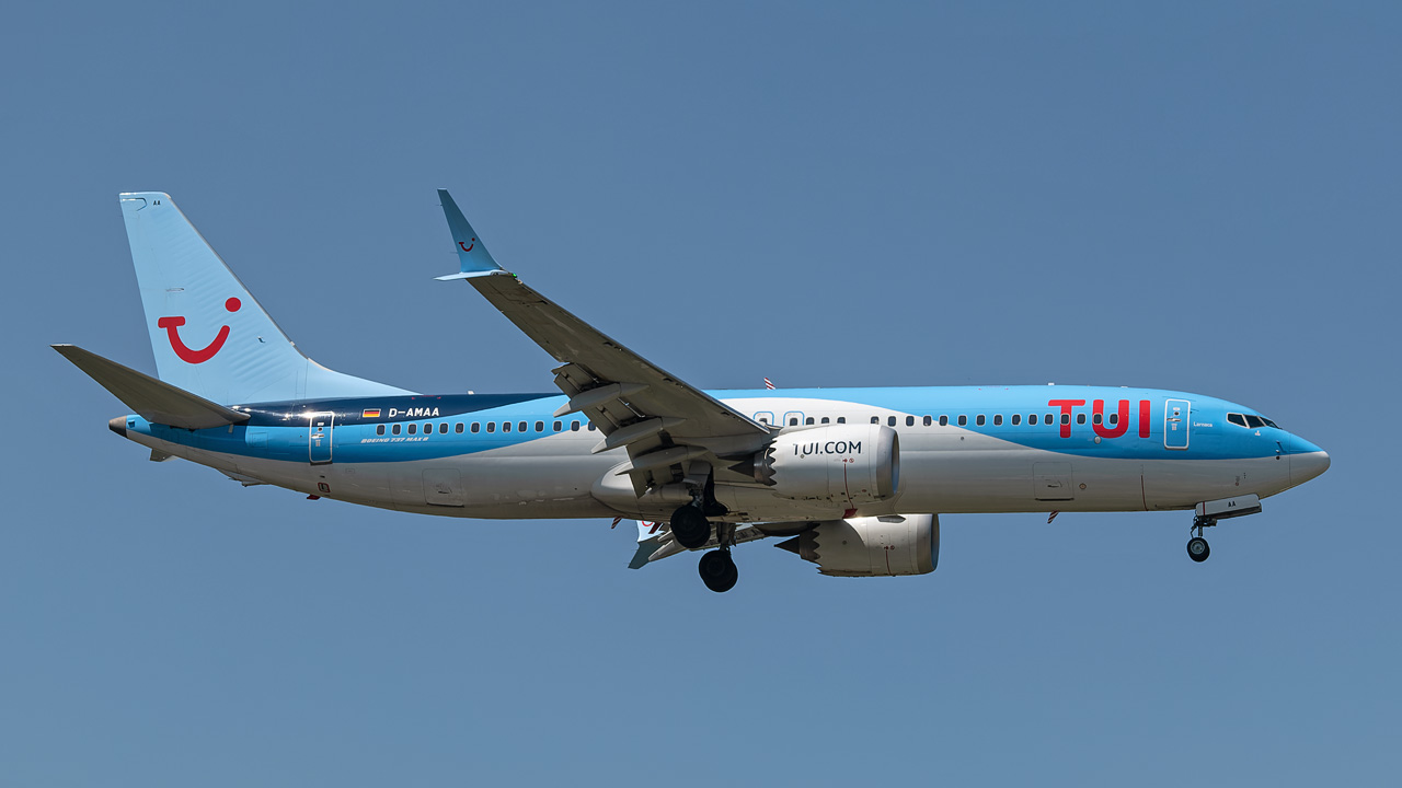 D-AMAA TUIfly Boeing 737 MAX 8