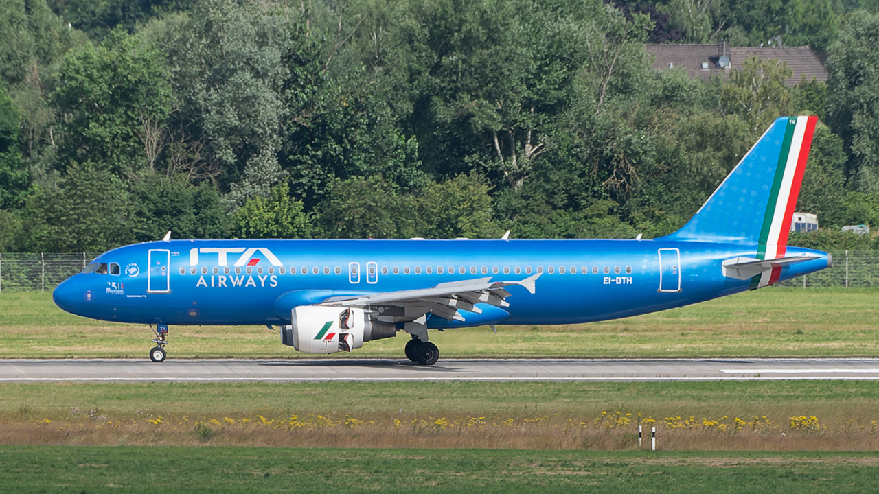 EI-DTH ITA Airways Airbus A320-200