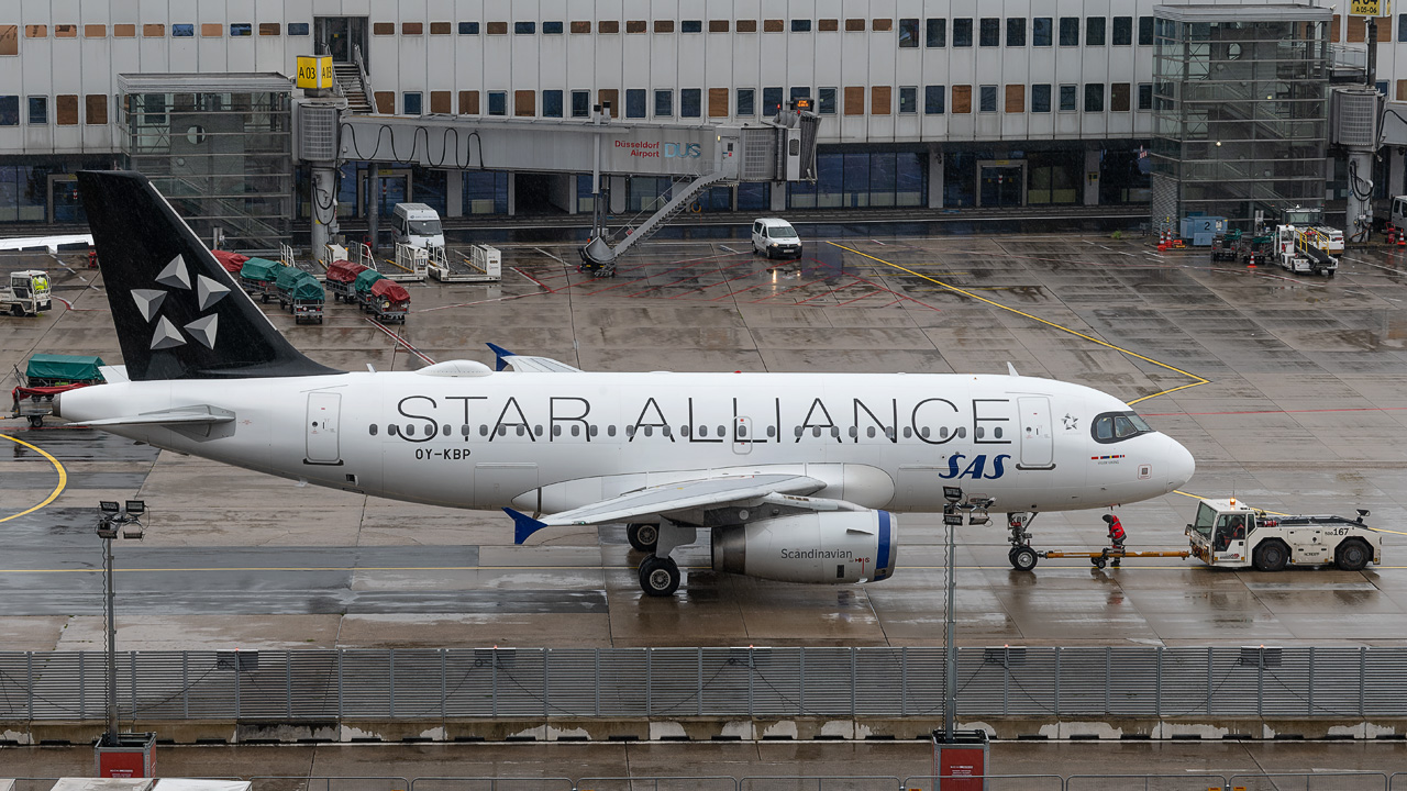 OY-KBP Scandinavian Airlines (SAS) Airbus A319-100