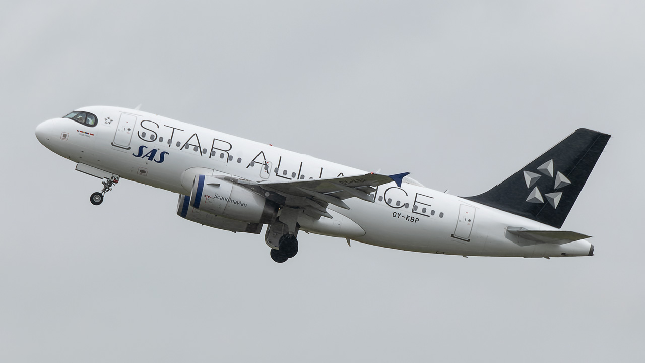 OY-KBP Scandinavian Airlines (SAS) Airbus A319-100