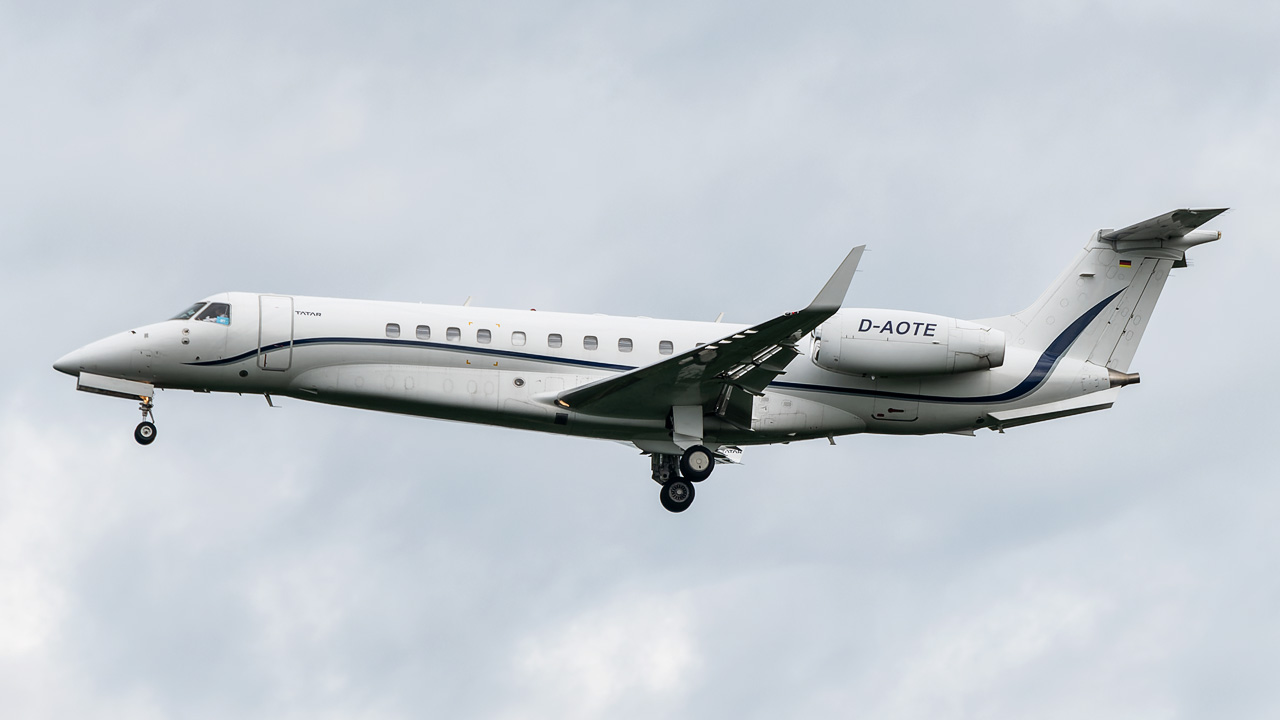 D-AOTE VistaJet Embraer ERJ-135BJ Legacy 650