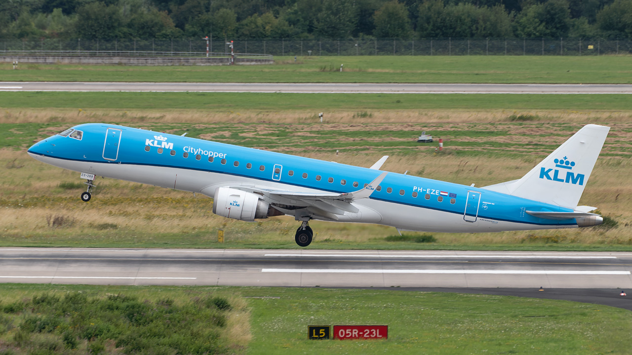 PH-EZE KLM cityhopper Embraer ERJ-190