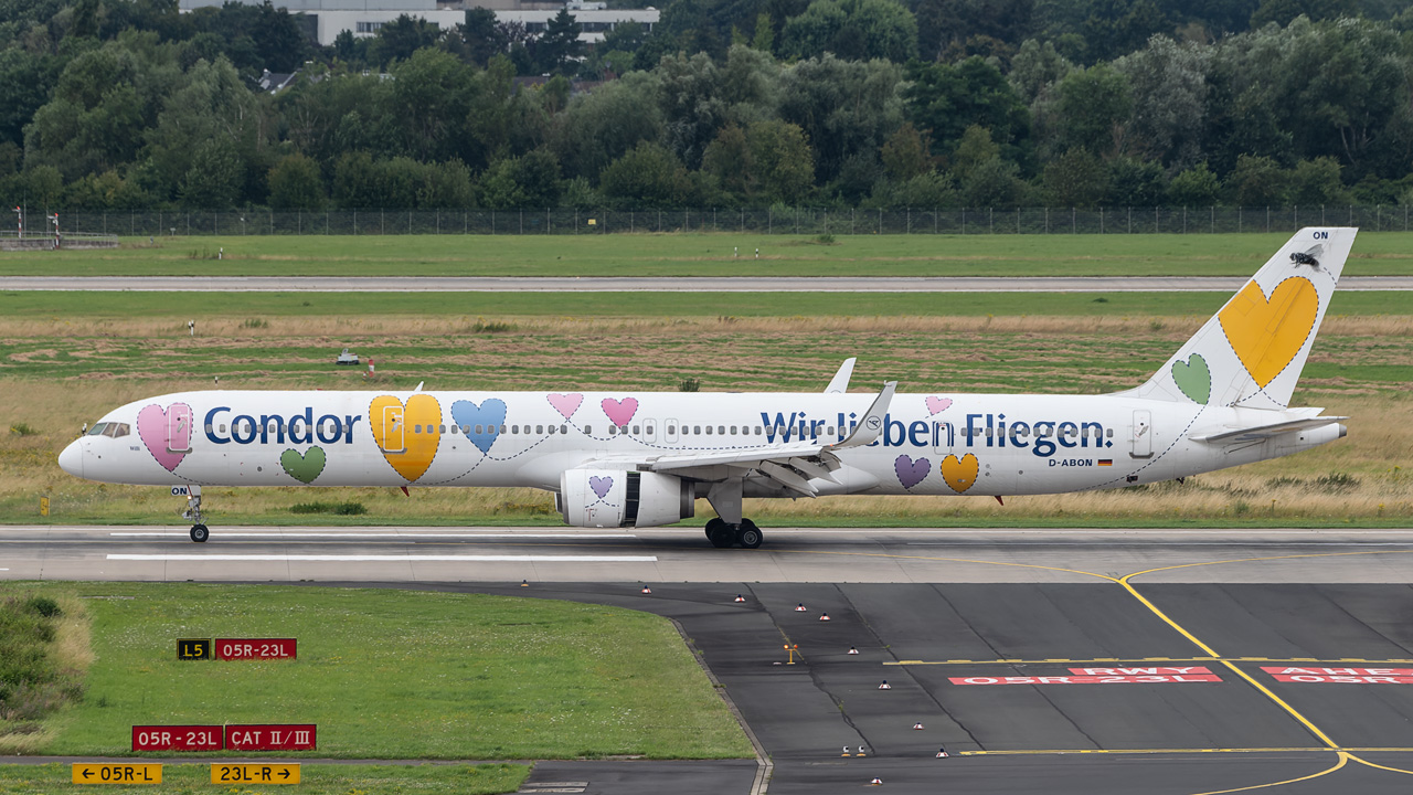 D-ABON Condor Boeing 757-300