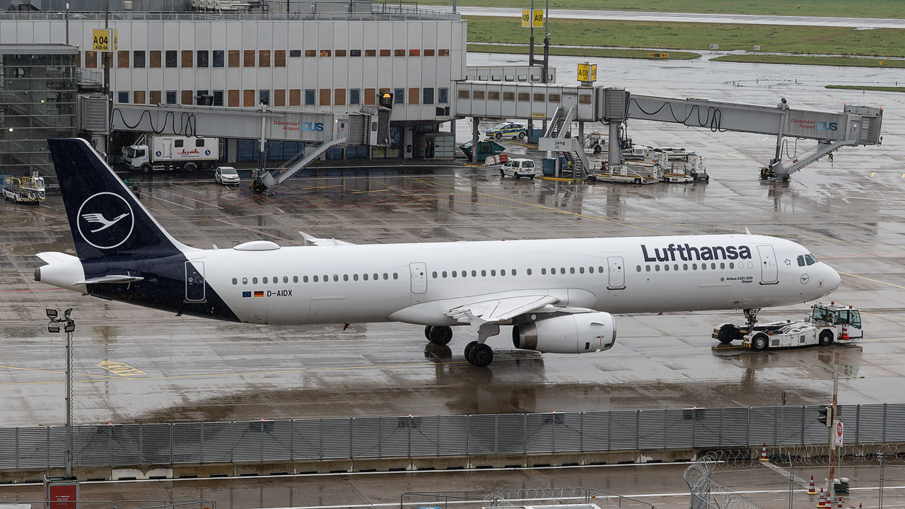 D-AIDX Lufthansa Airbus A321-200