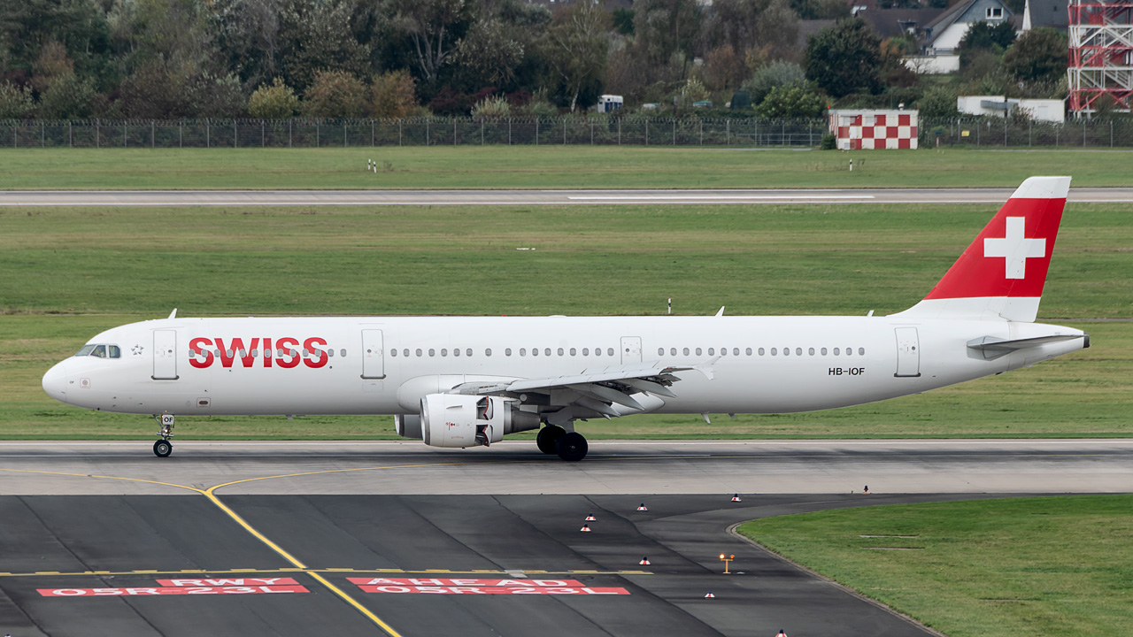 HB-IOF Swiss Airbus A321-200