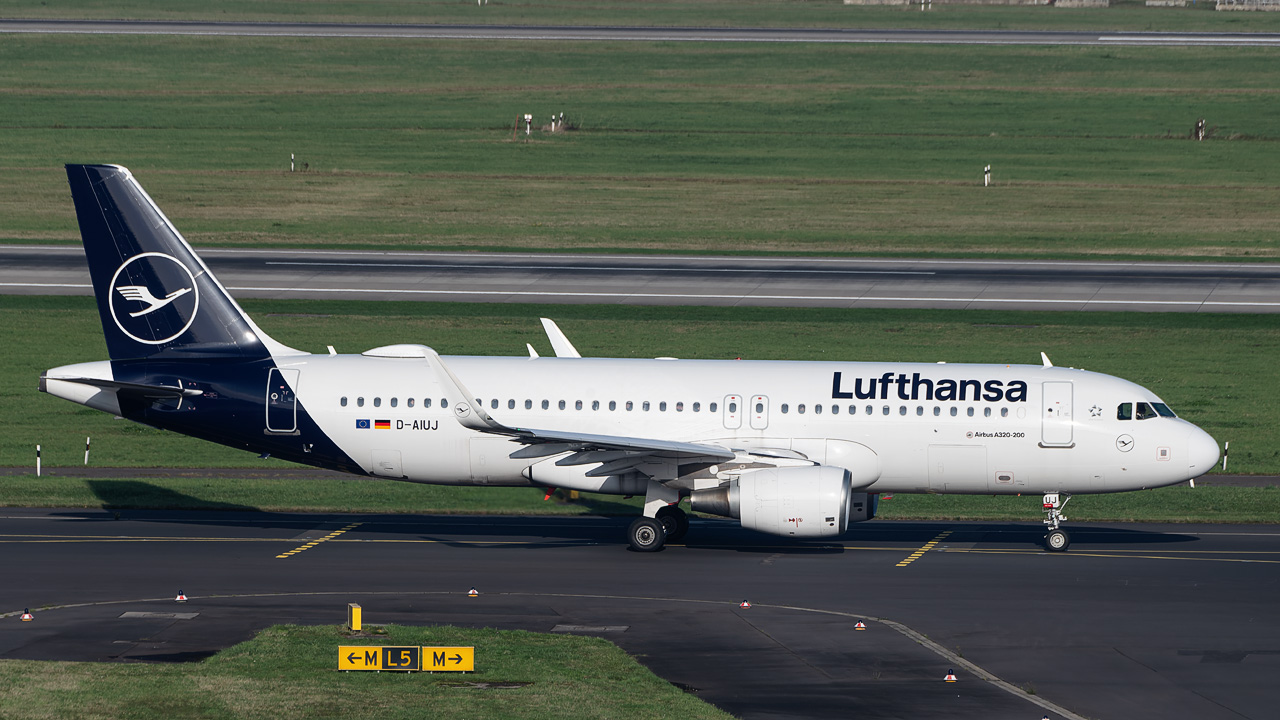 D-AIUJ Lufthansa Airbus A320-200/S