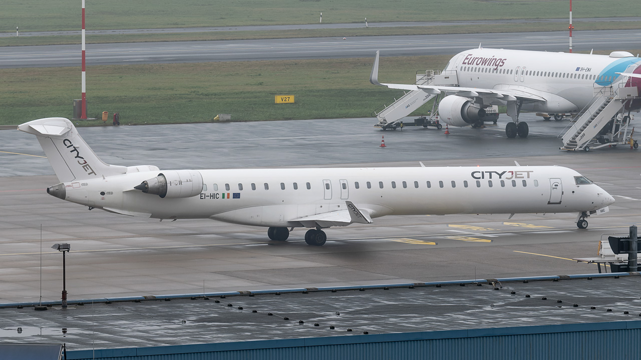 EI-HIC CityJet Bombardier CRJ-1000