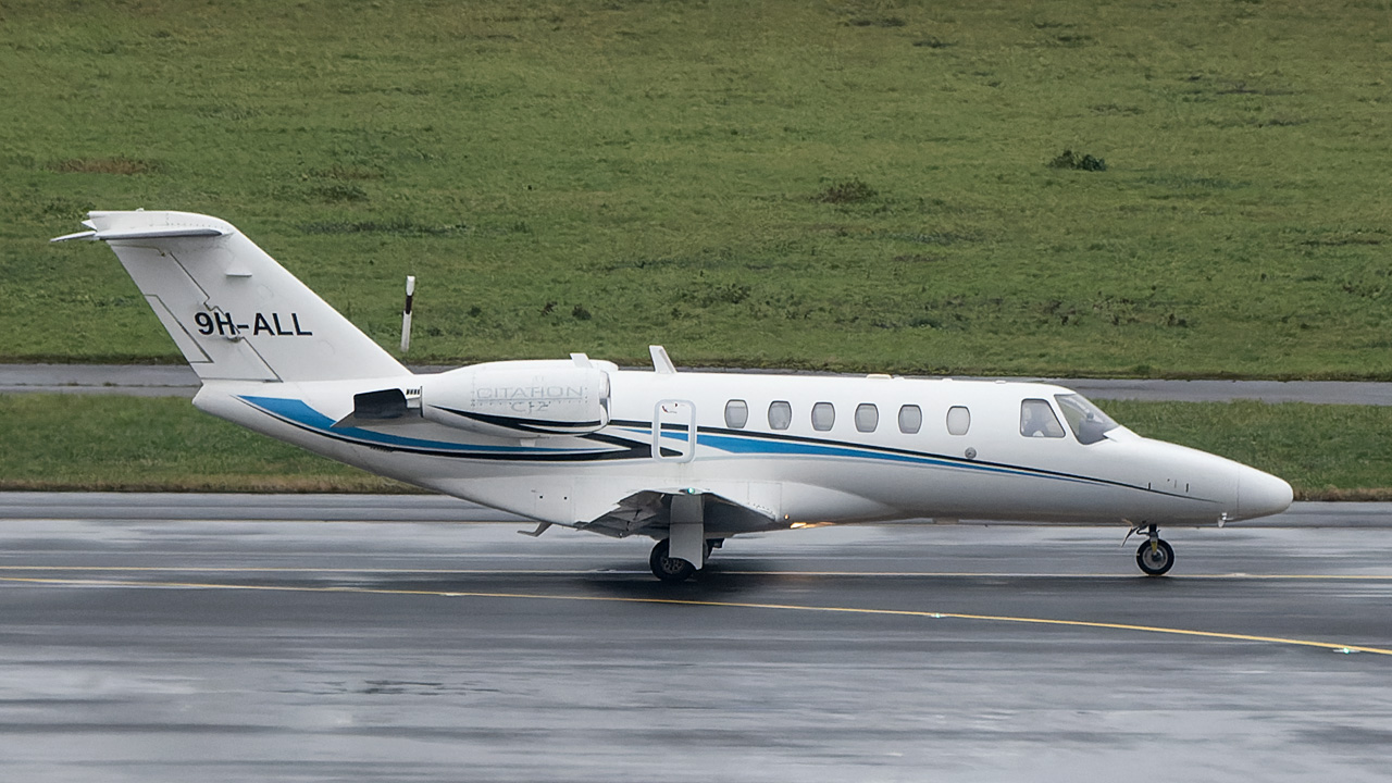 9H-ALL Luxwing Cessna 525A Citation CJ2